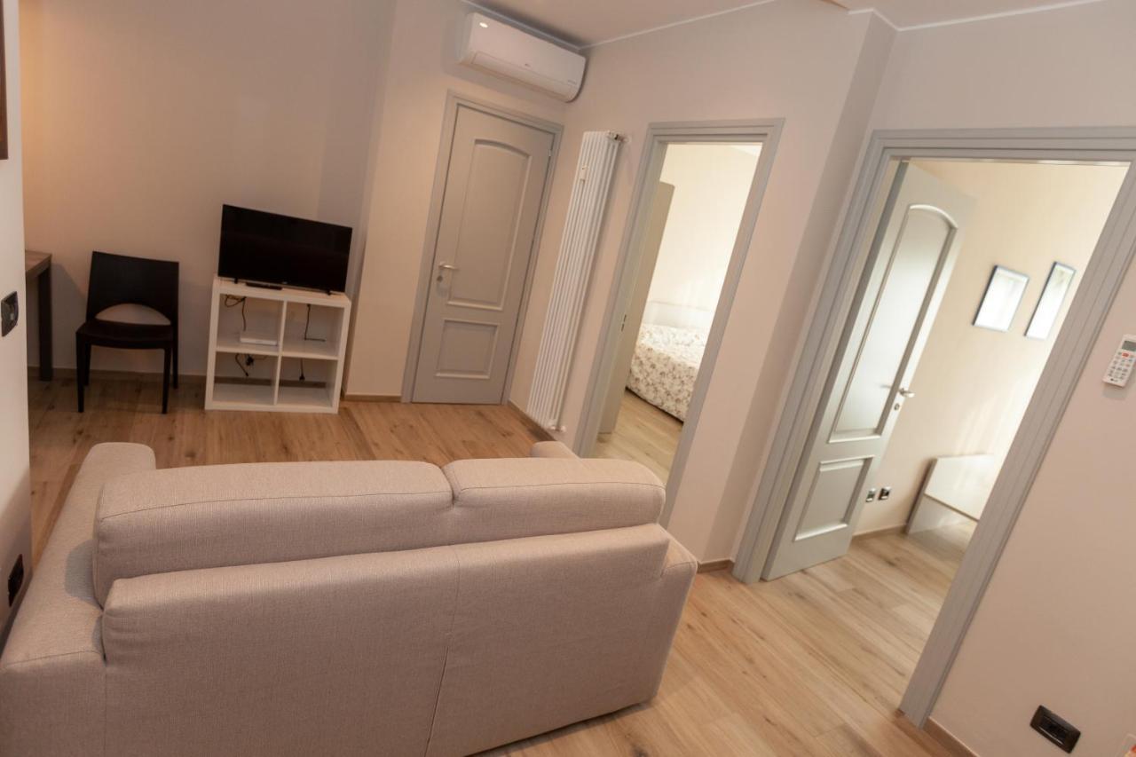 Rossini15 - Garage Privato Apartment Алба Екстериор снимка